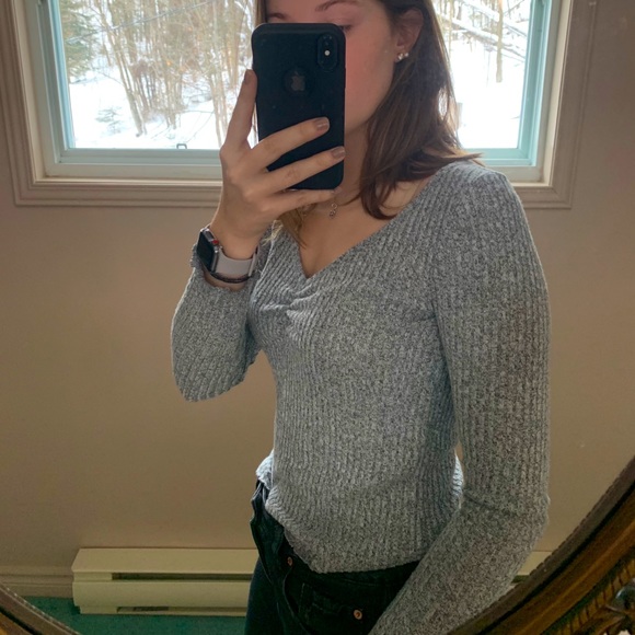 American Eagle long sleeve - Picture 2 of 3